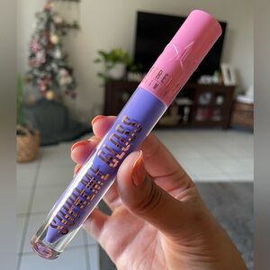 No apologies lipgloss by Jeffree star